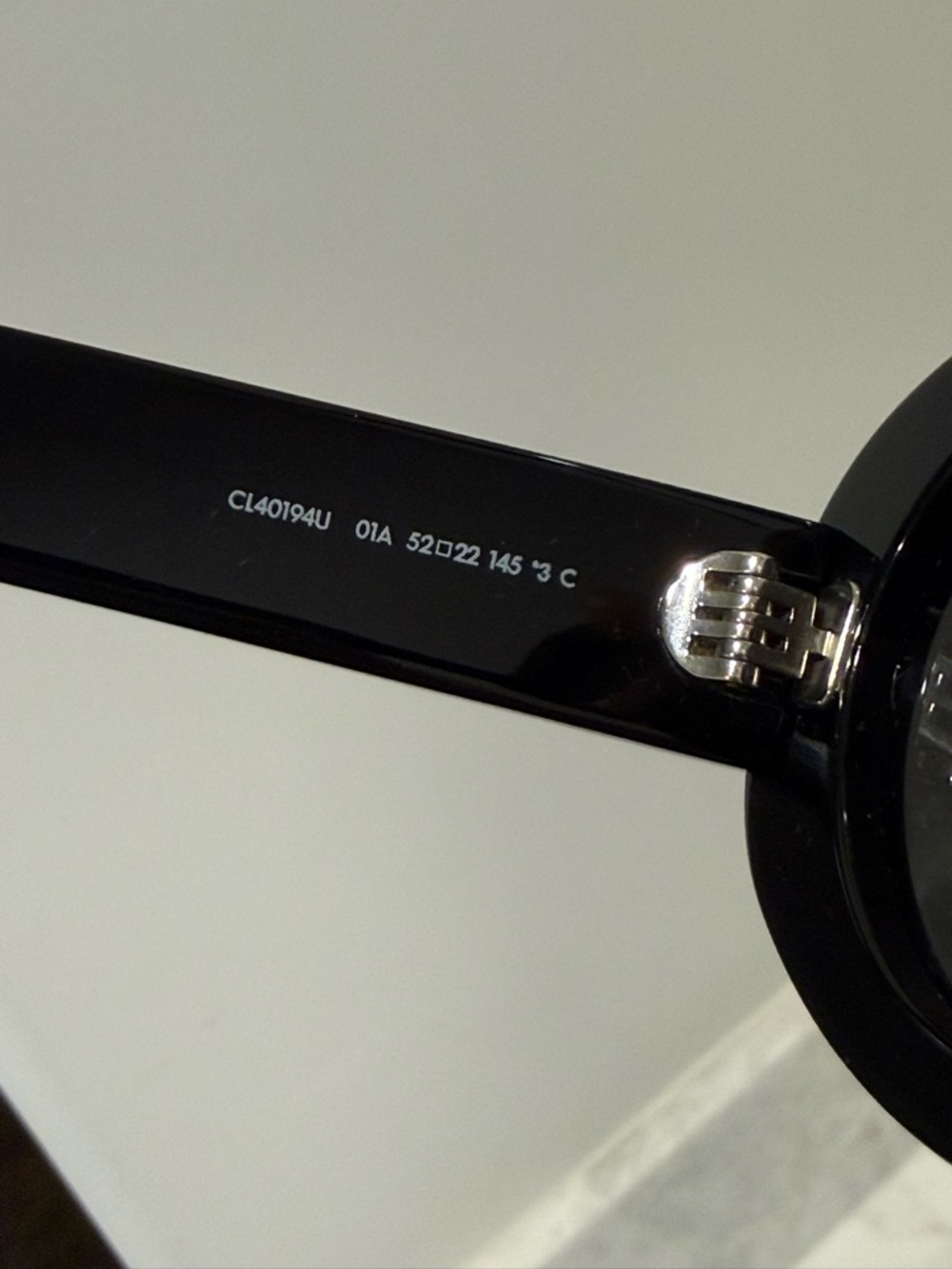 CELINE Triomphe Oval Sunglasses - Picture 9 of 11
